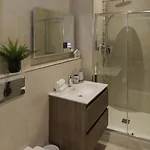 Sapphire Seas ويتبي